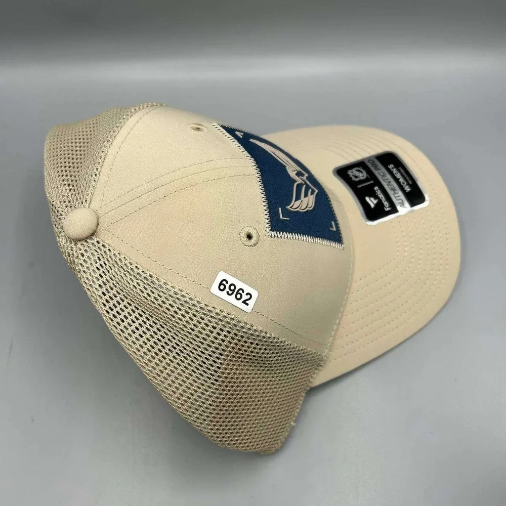 Washington Capitals Trucker Hat Women Beige NHL Fanatics Snap Back Cap